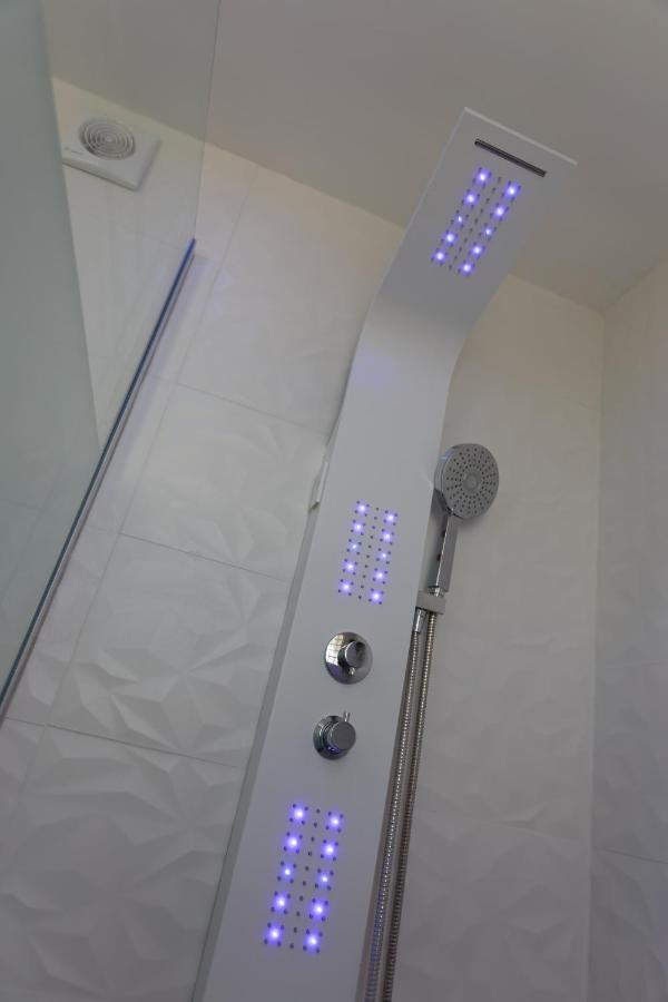 Smile Home-Nid Panoramique Vue Wow ! Spadeco - Loungezen - Terrasse Ensoleillee - Arrivee Autonome - Netflix - Emplacement Ideal - Lumineux - Renove A Neuf - Wifi Fibre - Montpellier Ngoại thất bức ảnh