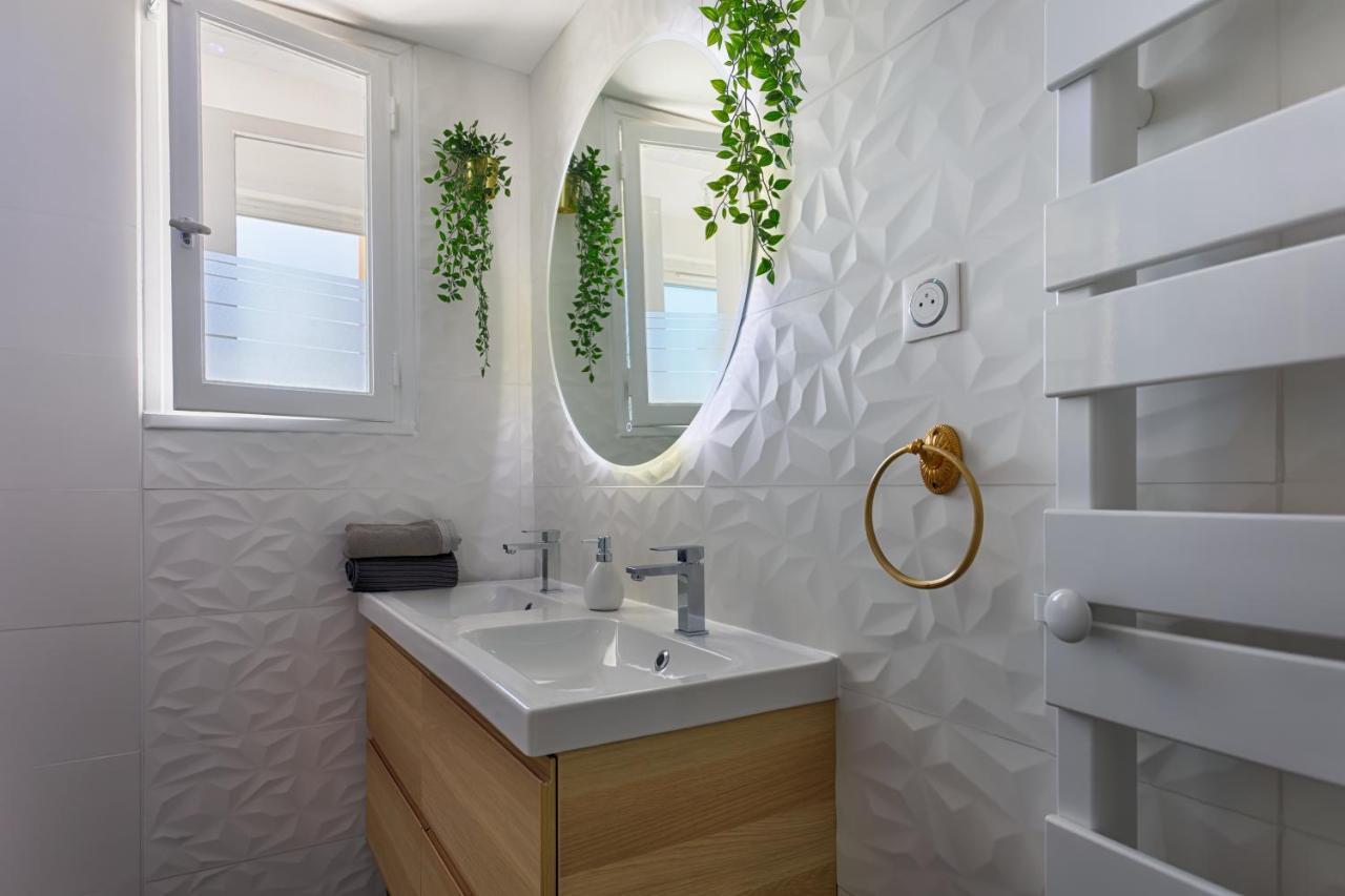 Smile Home-Nid Panoramique Vue Wow ! Spadeco - Loungezen - Terrasse Ensoleillee - Arrivee Autonome - Netflix - Emplacement Ideal - Lumineux - Renove A Neuf - Wifi Fibre - Montpellier Ngoại thất bức ảnh